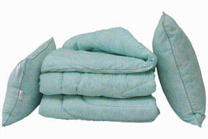 Одеяло искусственный лебяжий пух Listok 145x215 + 2 подушки 50x70 Tag tekstil