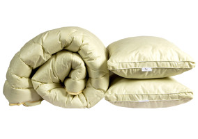 Одеяло искусственный лебяжий пух бежевое 145x215 + 2 подушки 70x70 Tag tekstil