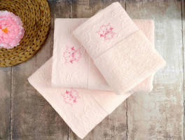 Розовое полотенце банное махровое Irya Pera Pembe 70x130